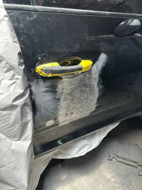 Abolladura Maxus T60 2023 vista cercana